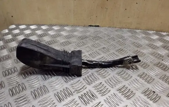 Volkswagen Touareg II Front door check strap stopper 7P0837249 7P0837267