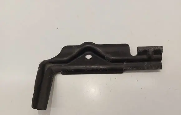 Volkswagen PASSAT B8 Battery bracket 5Q0803219C