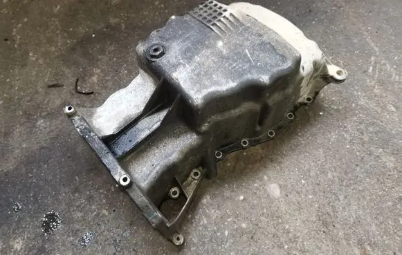 Oil sump