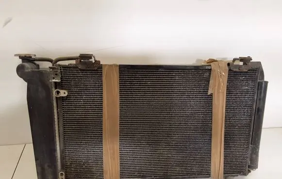 Toyota Corolla Verso AR10 Radiator set 