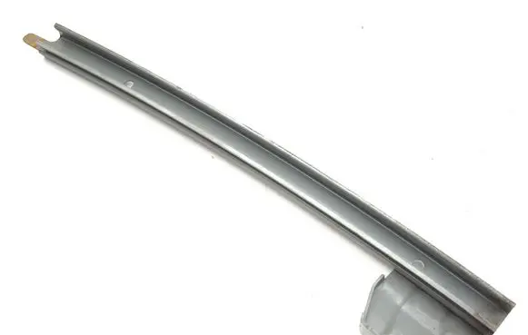 Toyota Prius (XW30) Front door windshield rail