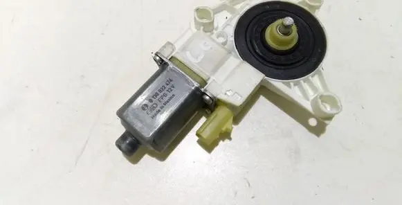 Dodge Journey Rear door window regulator motor 0130822474 964368100