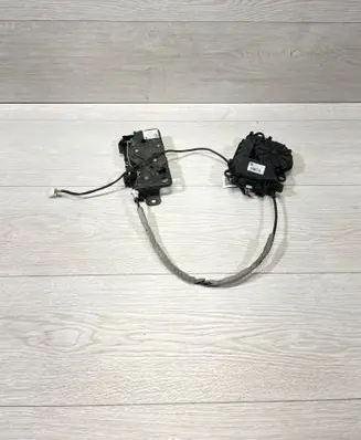 Tailgate/trunk/boot lock/catch/latch