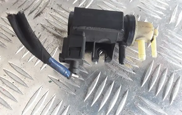 Dodge Journey Vacuum valve 70086800