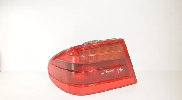 Mercedes-Benz E W210 Rear/tail lights 2108204364