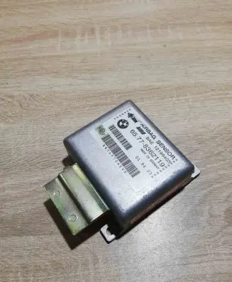 BMW 5 E39 Airbag control unit/module 8362119