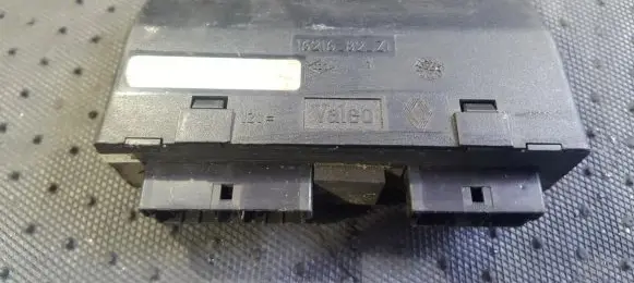 Renault Laguna I Other control units/modules 1621682Z1 16216-82-Z1