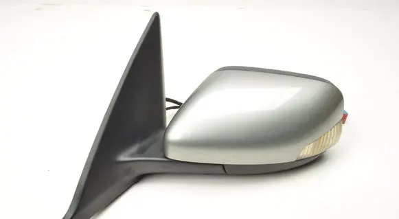 Volvo V50 Front door electric wing mirror