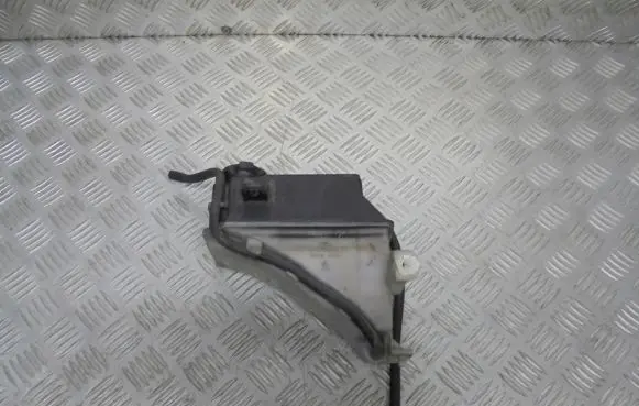 Nissan Primera Coolant expansion tank/reservoir 25430-1C000