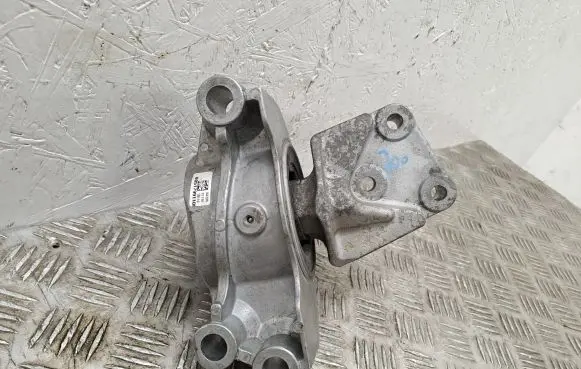 Fiat Doblo Engine mount bracket 00517991100
