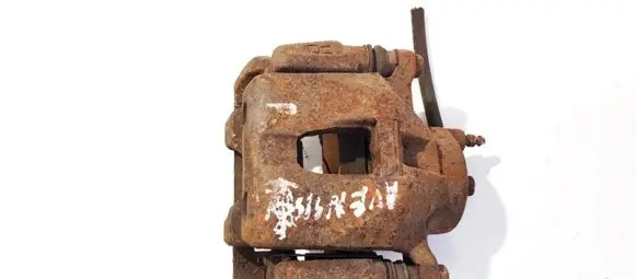 Toyota Corolla Verso E121 Front brake caliper