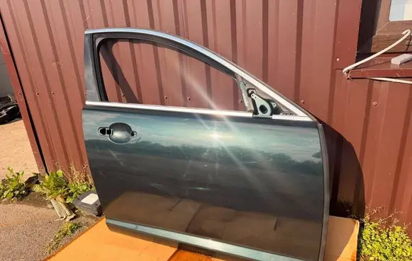 Jaguar XF X250 Front door