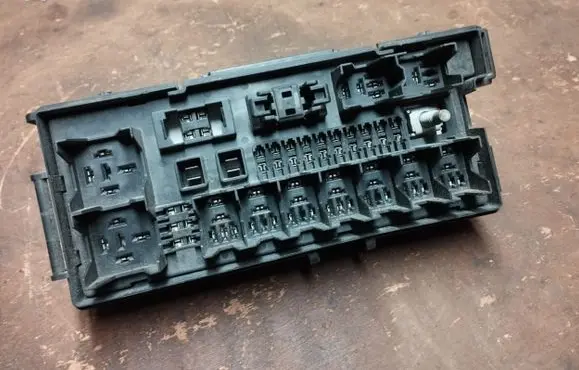 Dodge Durango II Fuse box set 56049097AD
