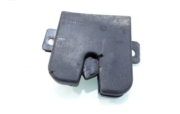Loading door lock