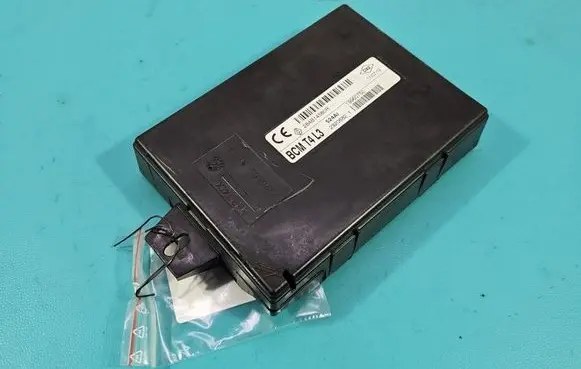 Renault Captur Central body control module 284B14580R IMPRK1595072