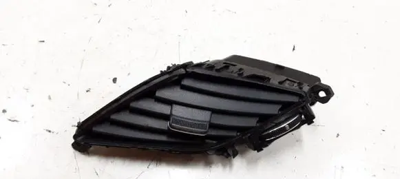 Hyundai i40 Dash center air vent grill U09D52 974103Z000