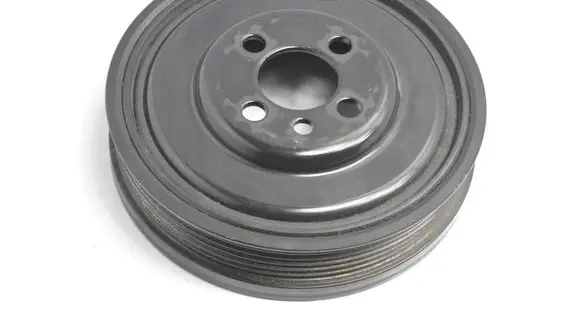 Volkswagen Golf VII Crankshaft pulley 04L105243