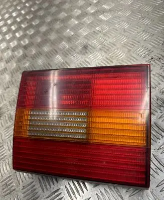 Volkswagen PASSAT B4 Tailgate rear/tail lights 3A9945259