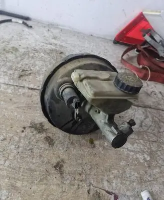 Volvo S80 Brake booster