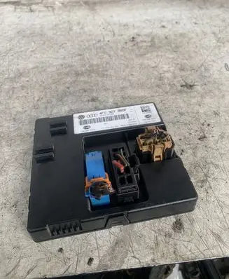 Audi A6 S6 C6 4F Comfort/convenience module 4F0907289