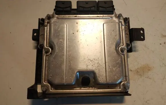 Citroen C5 Engine control unit/module 131190619 FE07EDC15