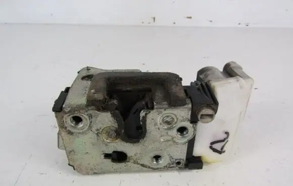 Fiat Punto (188) Rear door lock 