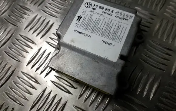 Volkswagen Golf Plus Airbag control unit/module 1K0909605R