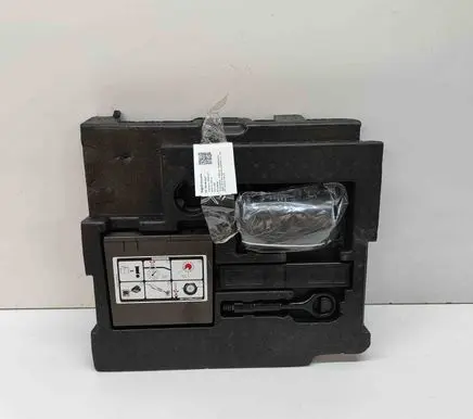 Mercedes-Benz GL X166 Other trunk/boot trim element 99765205500 97072111500