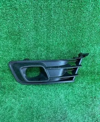 Renault Captur Front bumper lower grill 261A39427ROE