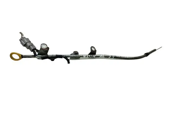Toyota RAV 4 (XA40) Oil level dip stick 