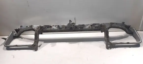 Top upper radiator support slam panel
