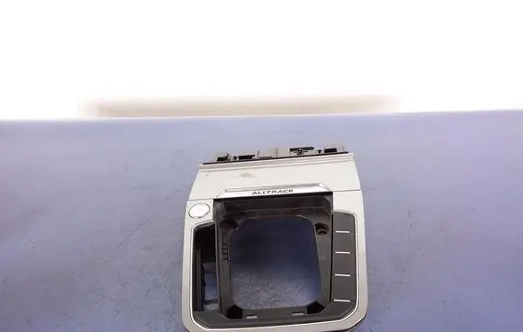 Volkswagen PASSAT B8 Glove box 3G1863284