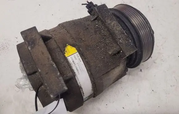 Renault Laguna II Air conditioning (A/C) compressor (pump) 5320 D91120516