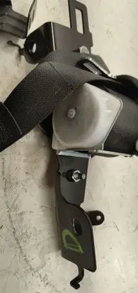 Subaru Outback (BS) Rear seatbelt