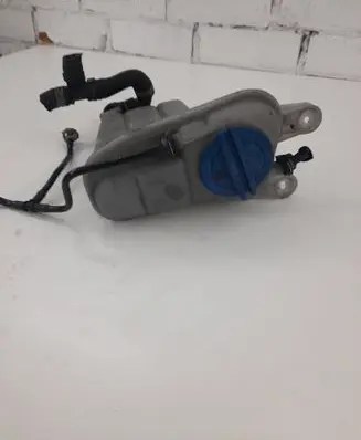 Audi A4 S4 B8 8K Coolant expansion tank/reservoir cap 8K01214030