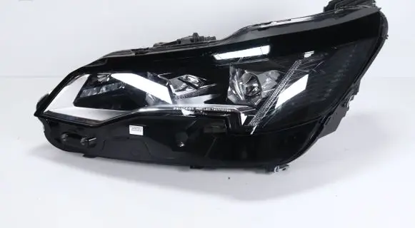 Peugeot 3008 II Headlight/headlamp 9836230680