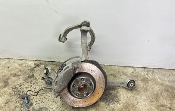 Mercedes-Benz C W205 Front wheel hub spindle knuckle A2052200