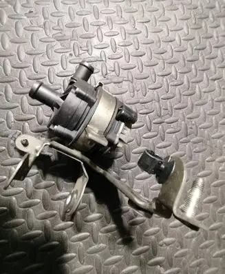 Maserati Ghibli Electric auxiliary coolant/water pump 670005347