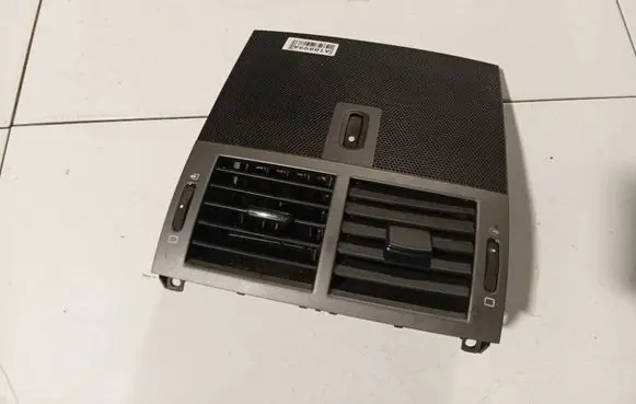 Peugeot 407 Dash center air vent grill 9644589777