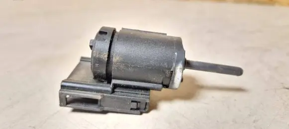 Audi A6 S6 C6 4F Brake pedal sensor switch 3b0945511a