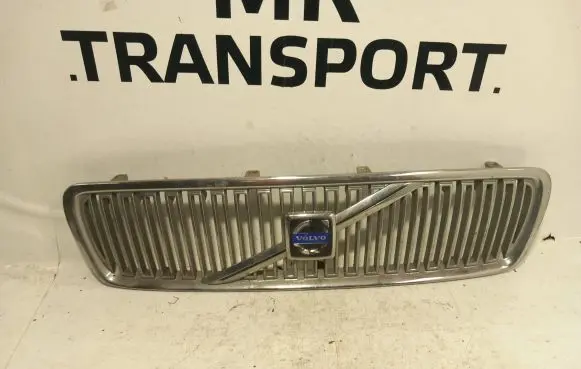 Volvo V70 Front grill 9190385