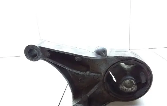 Opel Zafira B Gearbox mount V05456 F0312