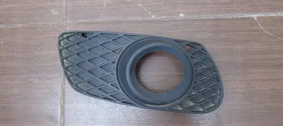 Mercedes-Benz ML W164 Front bumper lower grill 1648851023