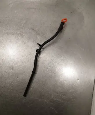 Volkswagen Polo V 6R Oil level dip stick 03l103634
