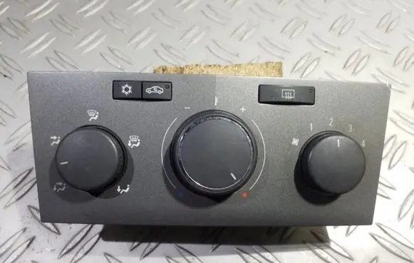 Opel Zafira B Climate control unit 901513170000 GM13231057