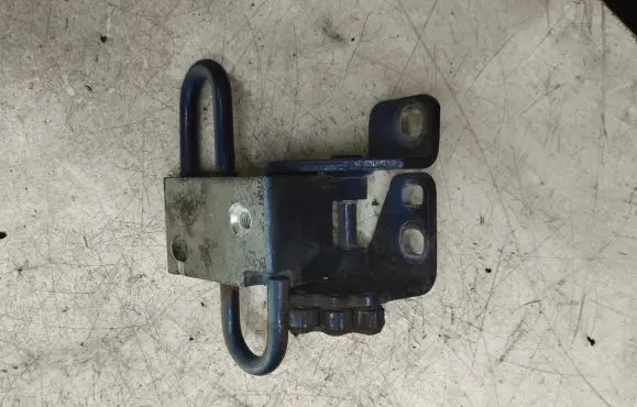 Volkswagen Golf V Front door upper hinge 1K0831412N