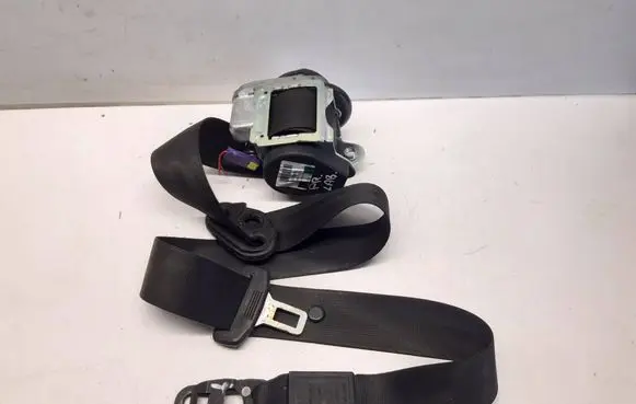 Audi A6 S6 C6 4F Front seatbelt 560788601 008R000 H10423