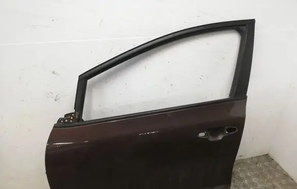 KIA Ceed Front door 