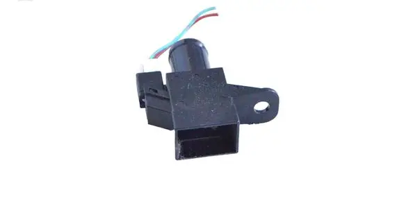 Nissan Juke I F15 Oil temperature sensor 