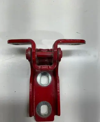Chevrolet Camaro Front door upper hinge A046057